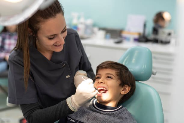 Best Emergency Tooth Extraction in Aetna Estates, CO